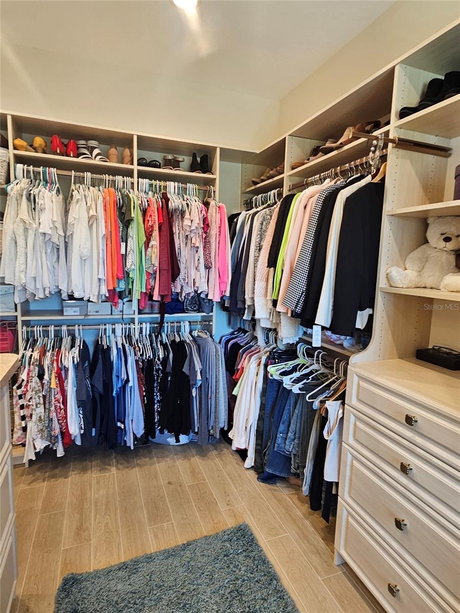 FLOR A MAR, GULF HARBORS - Residential