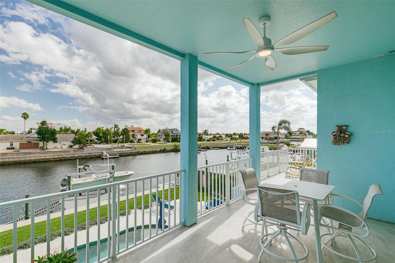 FLOR A MAR, GULF HARBORS - Residential