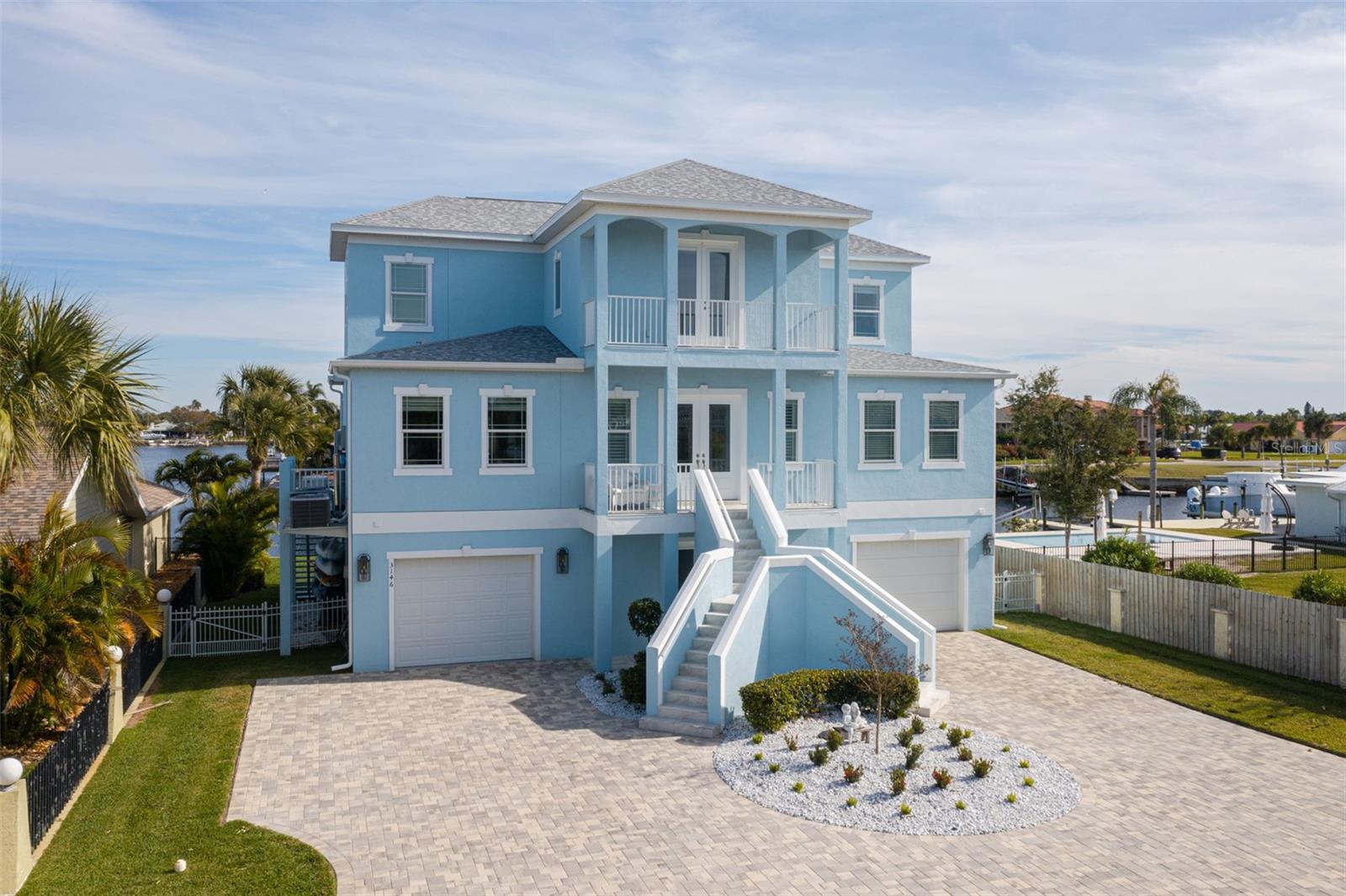 FLOR A MAR, GULF HARBORS - Residential