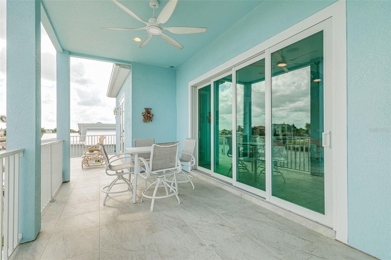 FLOR A MAR, GULF HARBORS - Residential