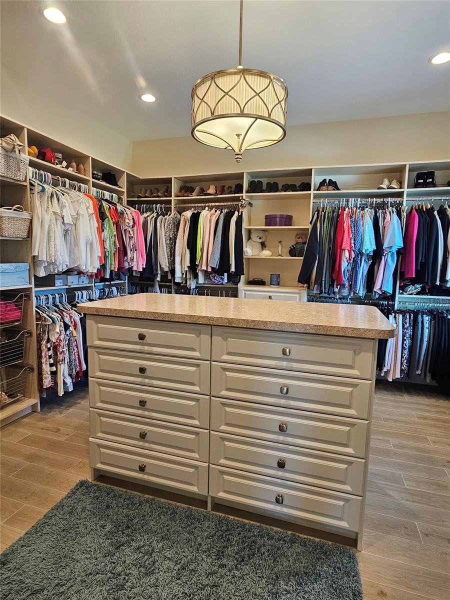 FLOR A MAR, GULF HARBORS - Residential