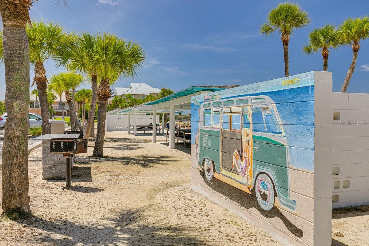 FLOR A MAR, GULF HARBORS - Residential