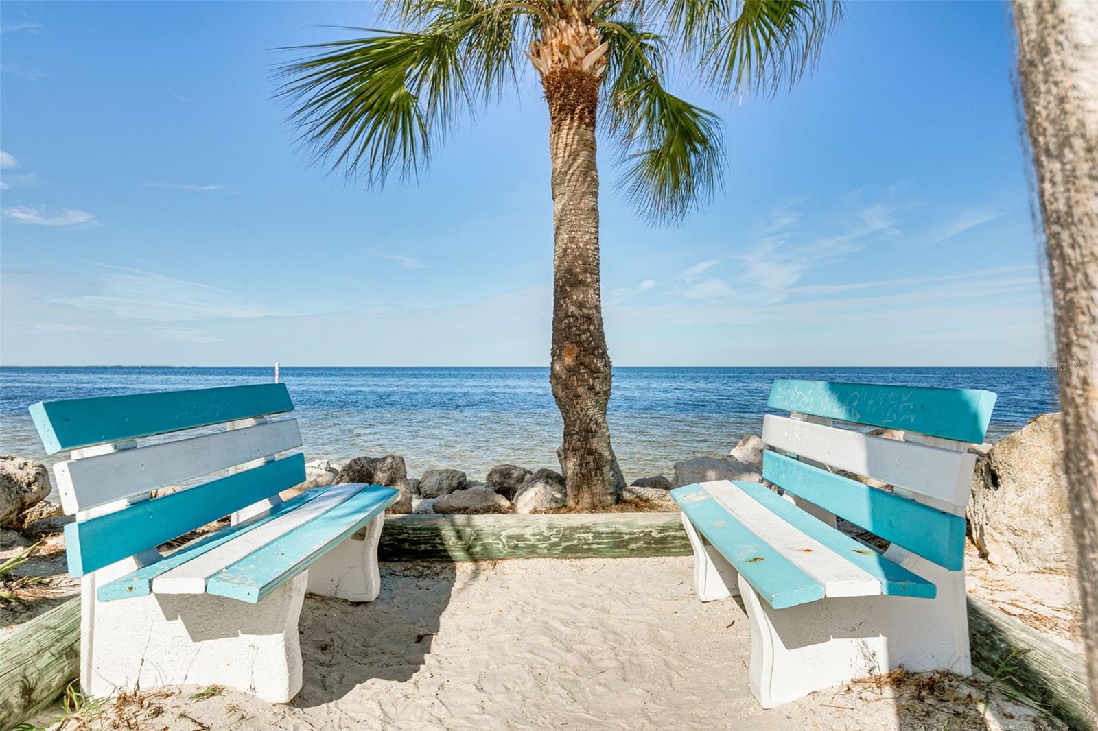 FLOR A MAR, GULF HARBORS - Residential