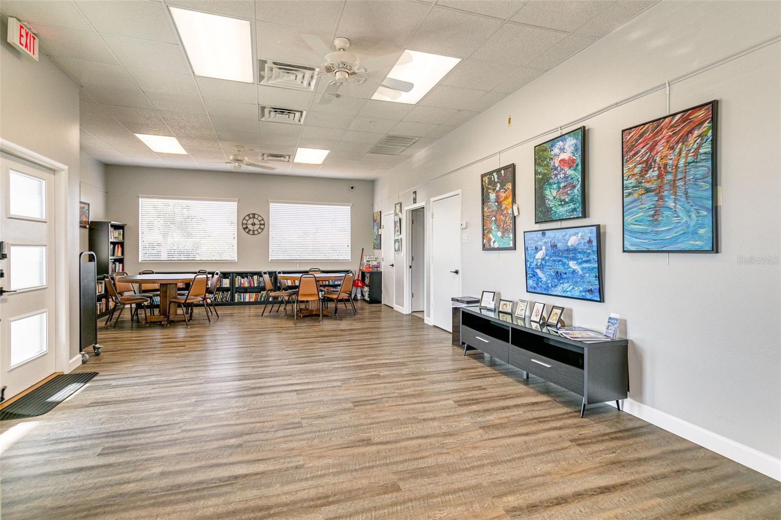 FLOR A MAR, GULF HARBORS - Residential