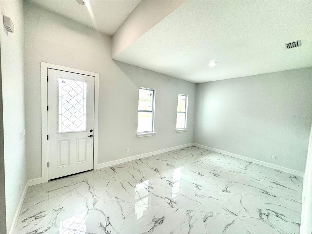 Photo of 9 Watkins Place, Palm Coast, FL 32164 (MLS # O6350205)