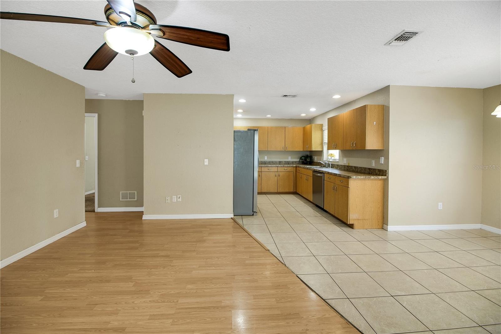 FRUITLAND PARK - Residential