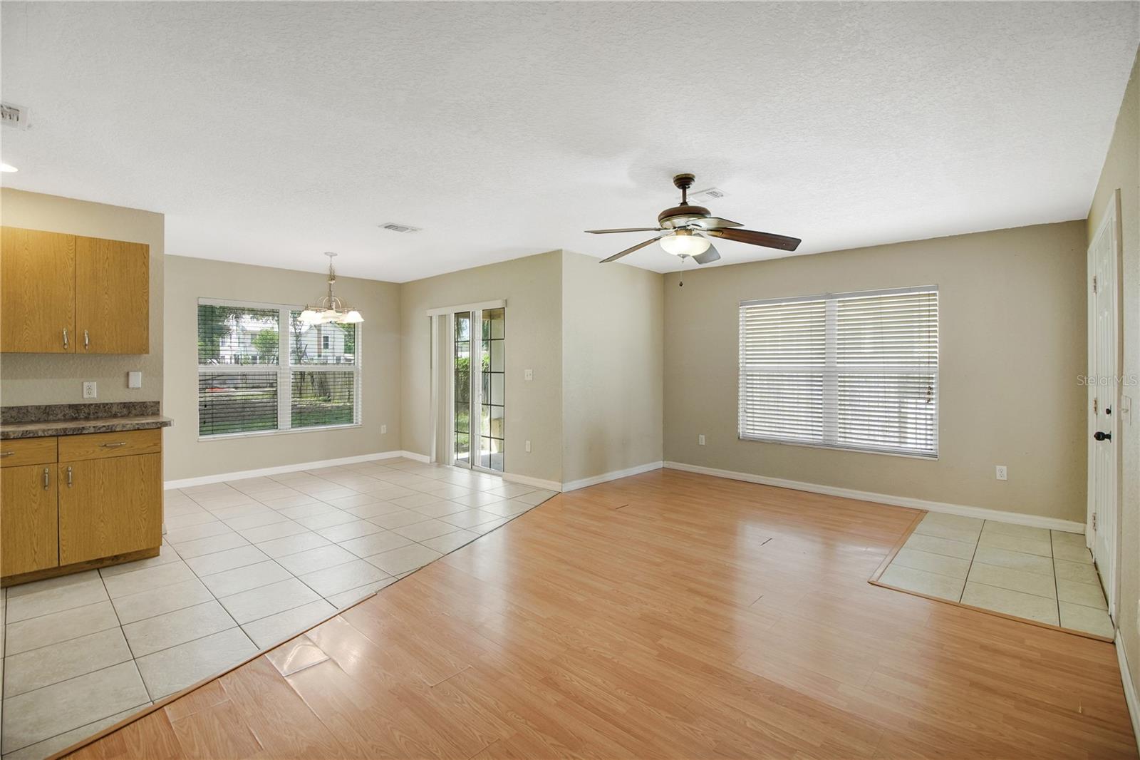 FRUITLAND PARK - Residential