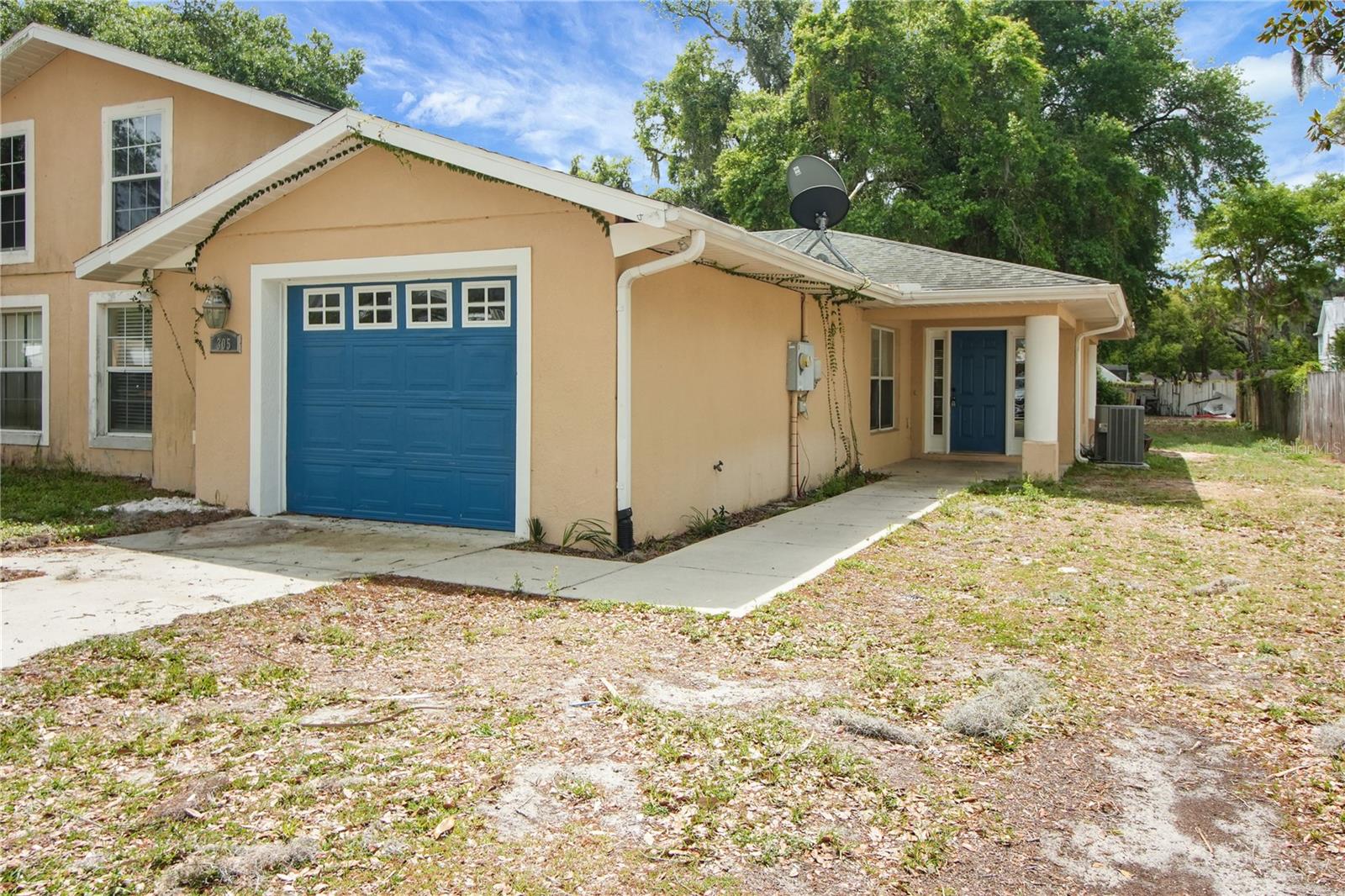 FRUITLAND PARK - Residential