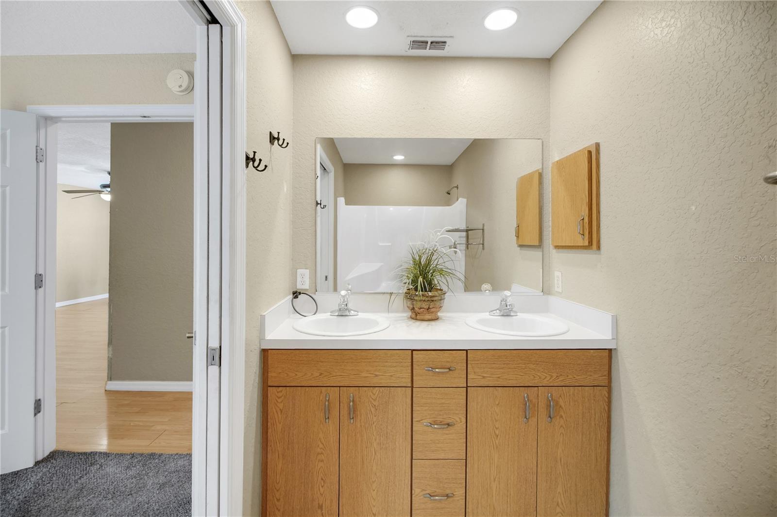 FRUITLAND PARK - Residential