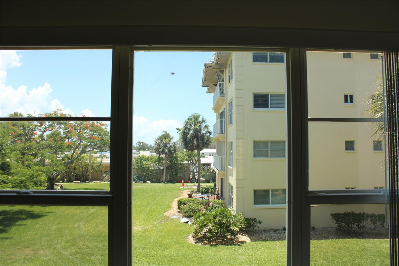 BEACH HARBOR CLUB - Residential Lease