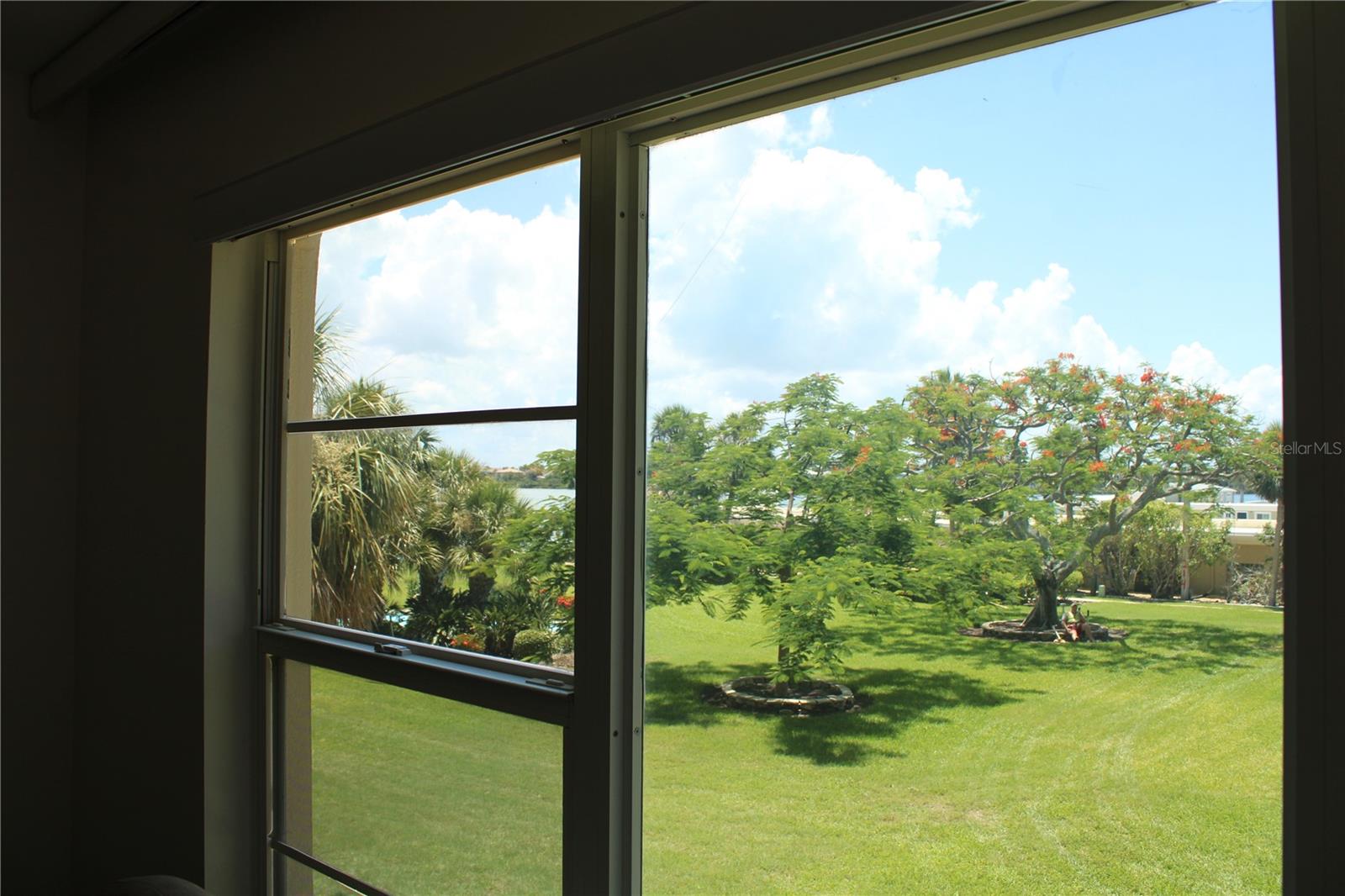 BEACH HARBOR CLUB - Residential Lease