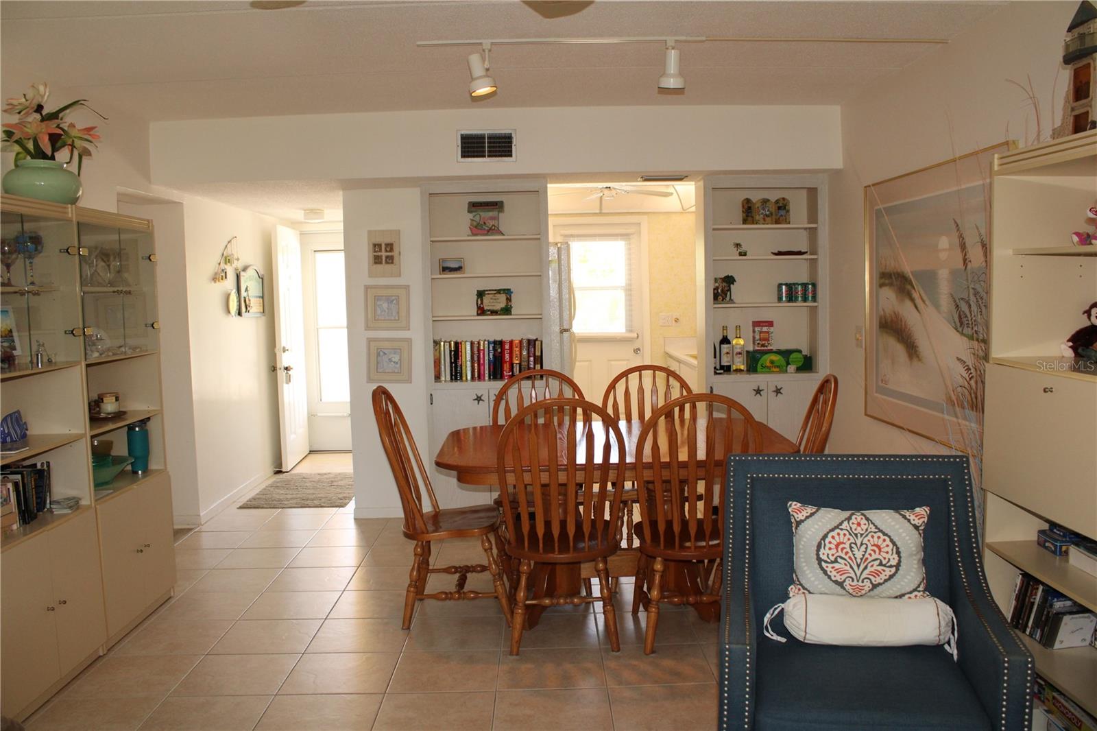 BEACH HARBOR CLUB - Residential Lease