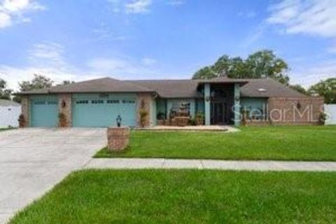 6096 KINLOCK AVENUE SPRING HILL FL 34608