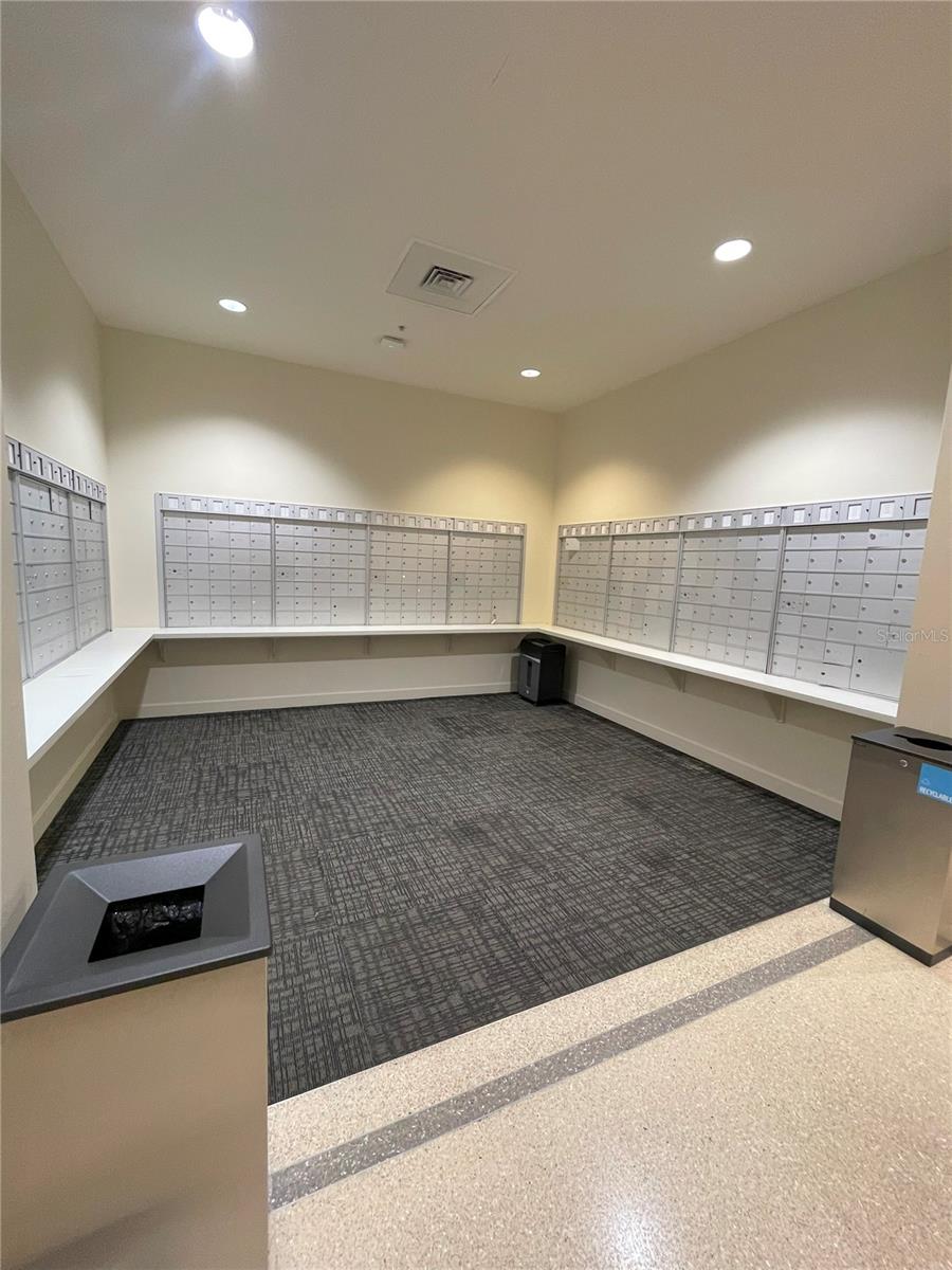 VUE/LK EOLA - Residential Lease