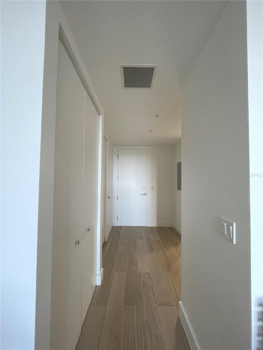 VUE/LK EOLA - Residential Lease