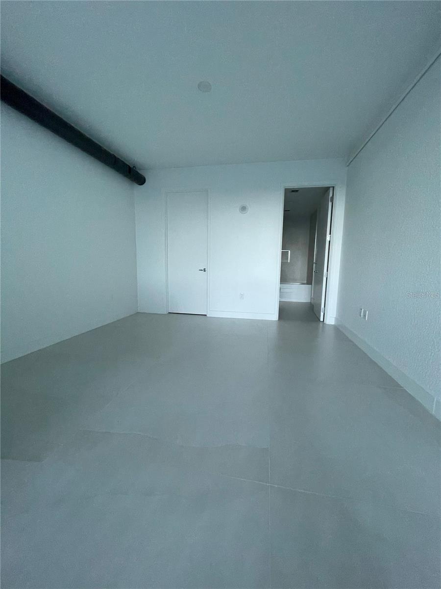 VUE/LK EOLA - Residential Lease