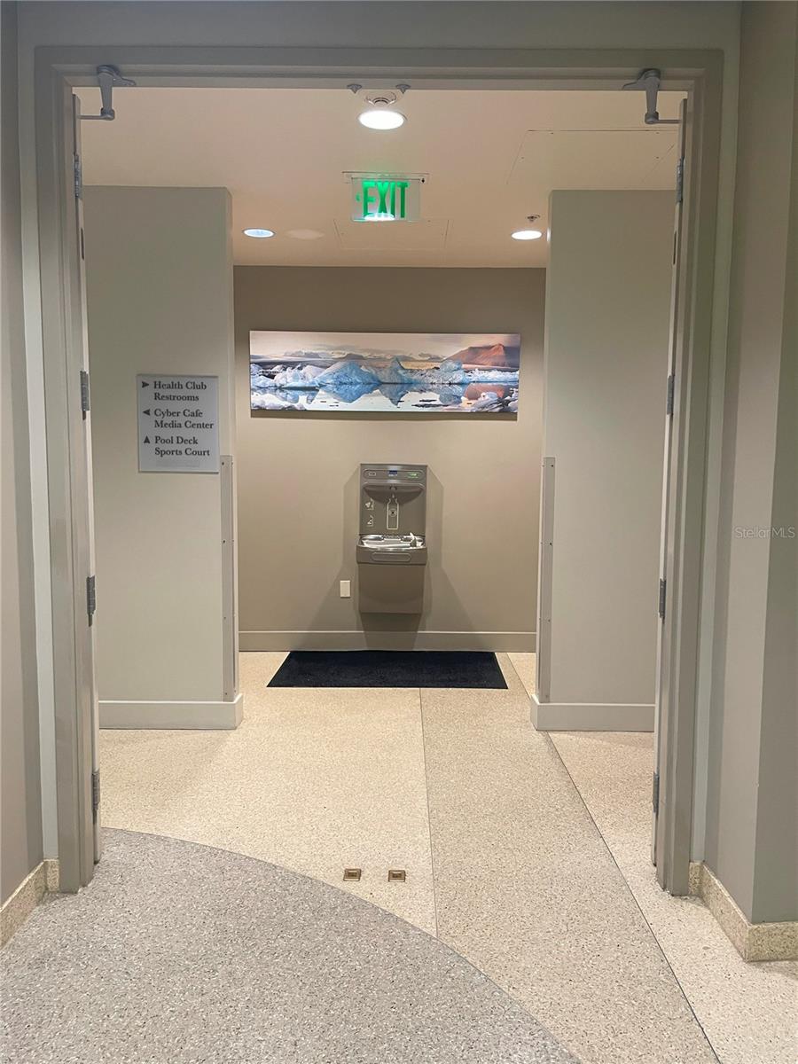 VUE/LK EOLA - Residential Lease
