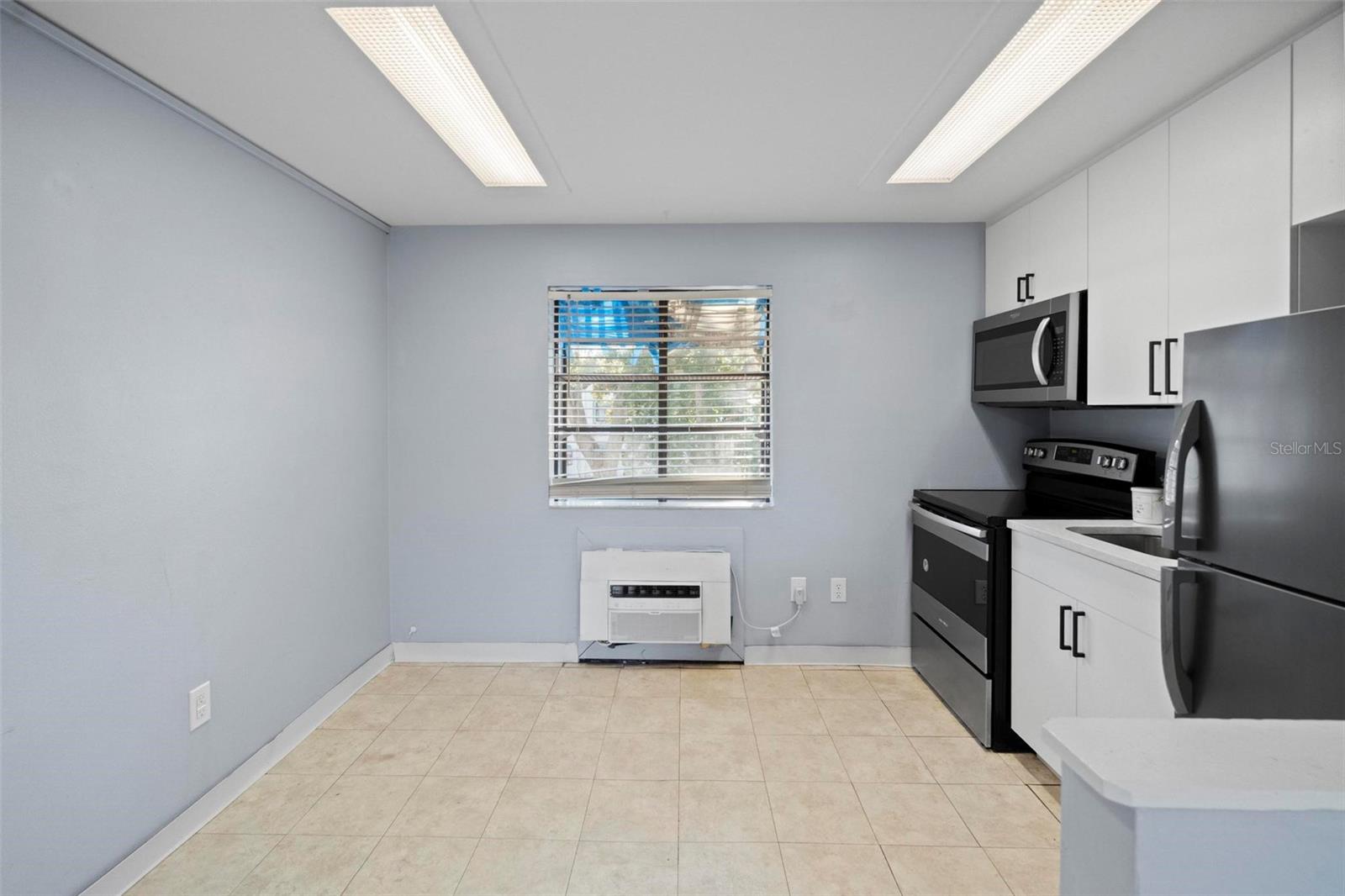 BRADFORD ACRES A CONDO - Residential