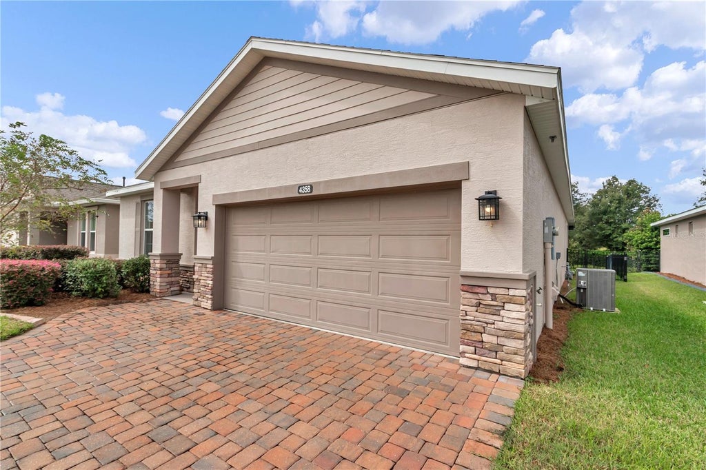 Photo of 4358 NW 57th Avenue, Ocala, FL 34482 (MLS # OM733588)