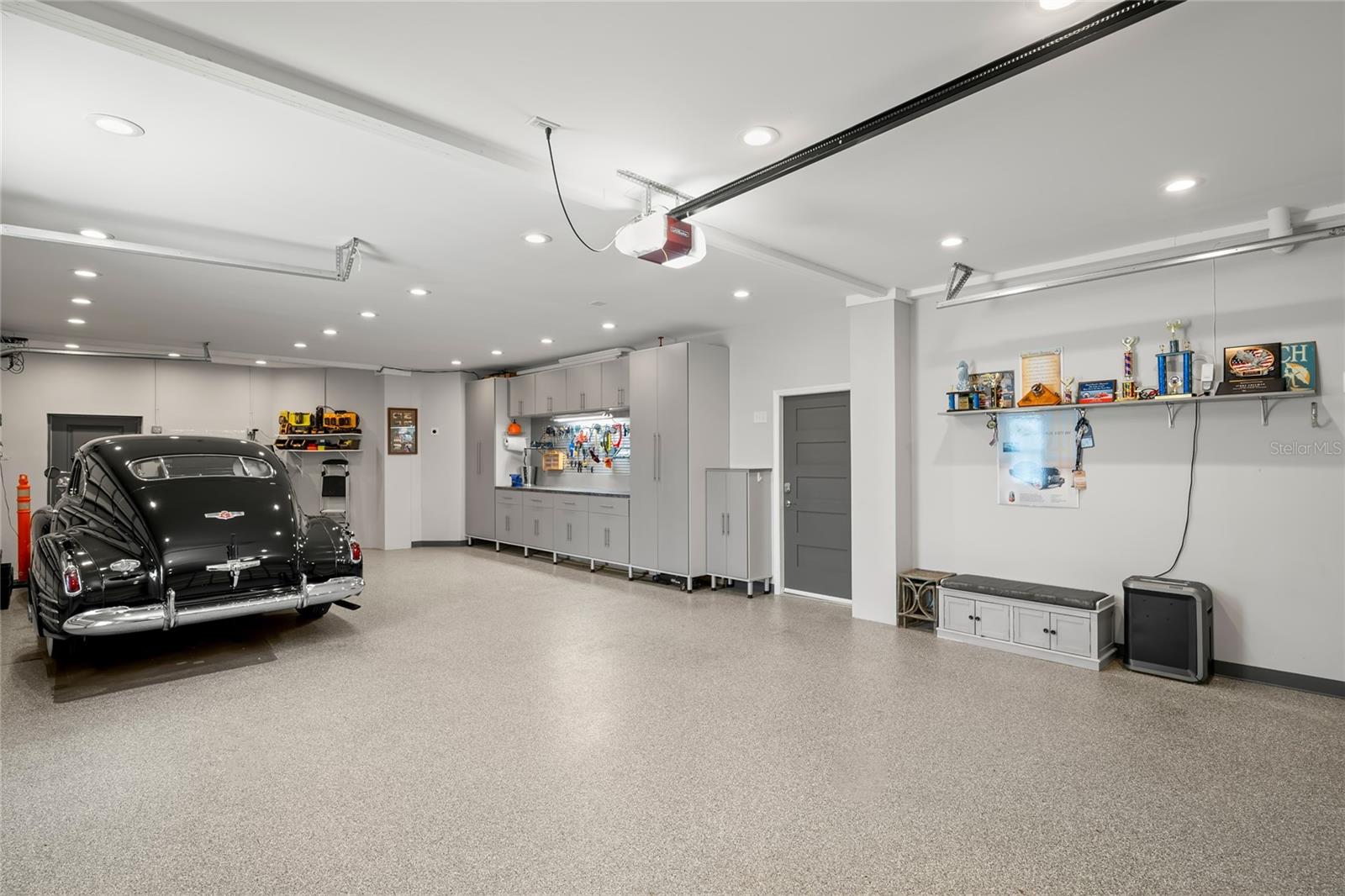 ISLAND ESTATES OF CLEARWATER - Residential