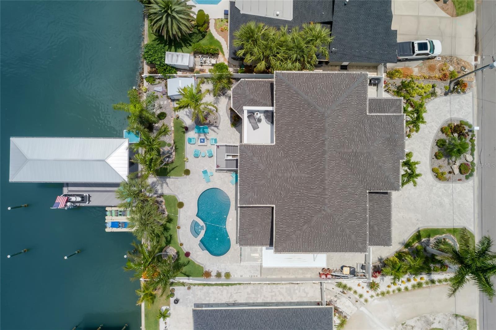 ISLAND ESTATES OF CLEARWATER - Residential