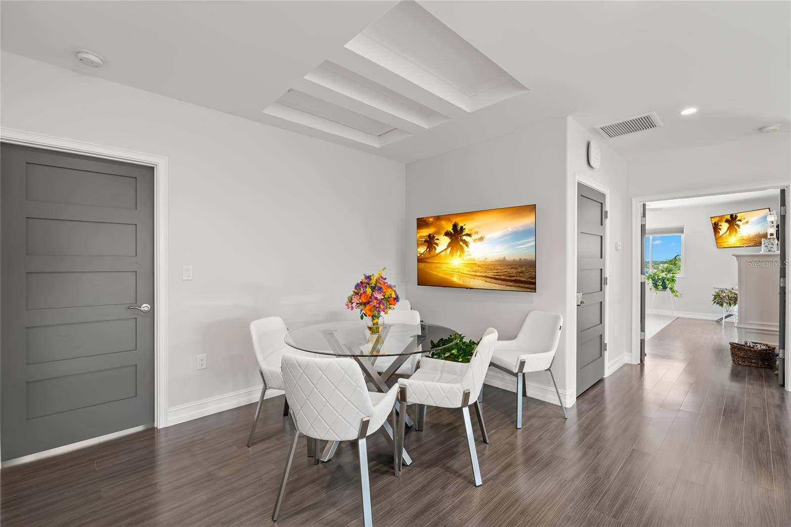 ISLAND ESTATES OF CLEARWATER - Residential