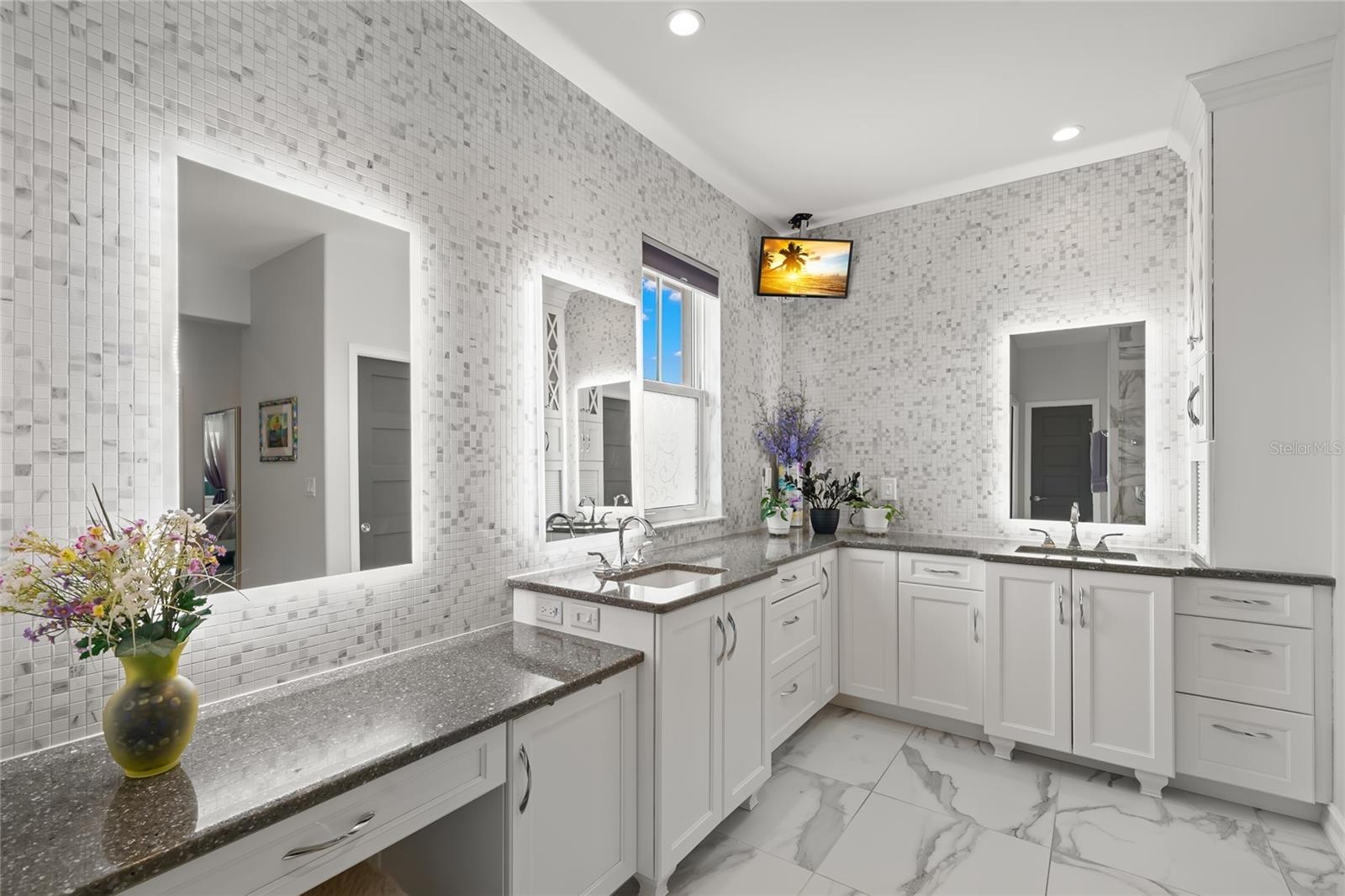 ISLAND ESTATES OF CLEARWATER - Residential