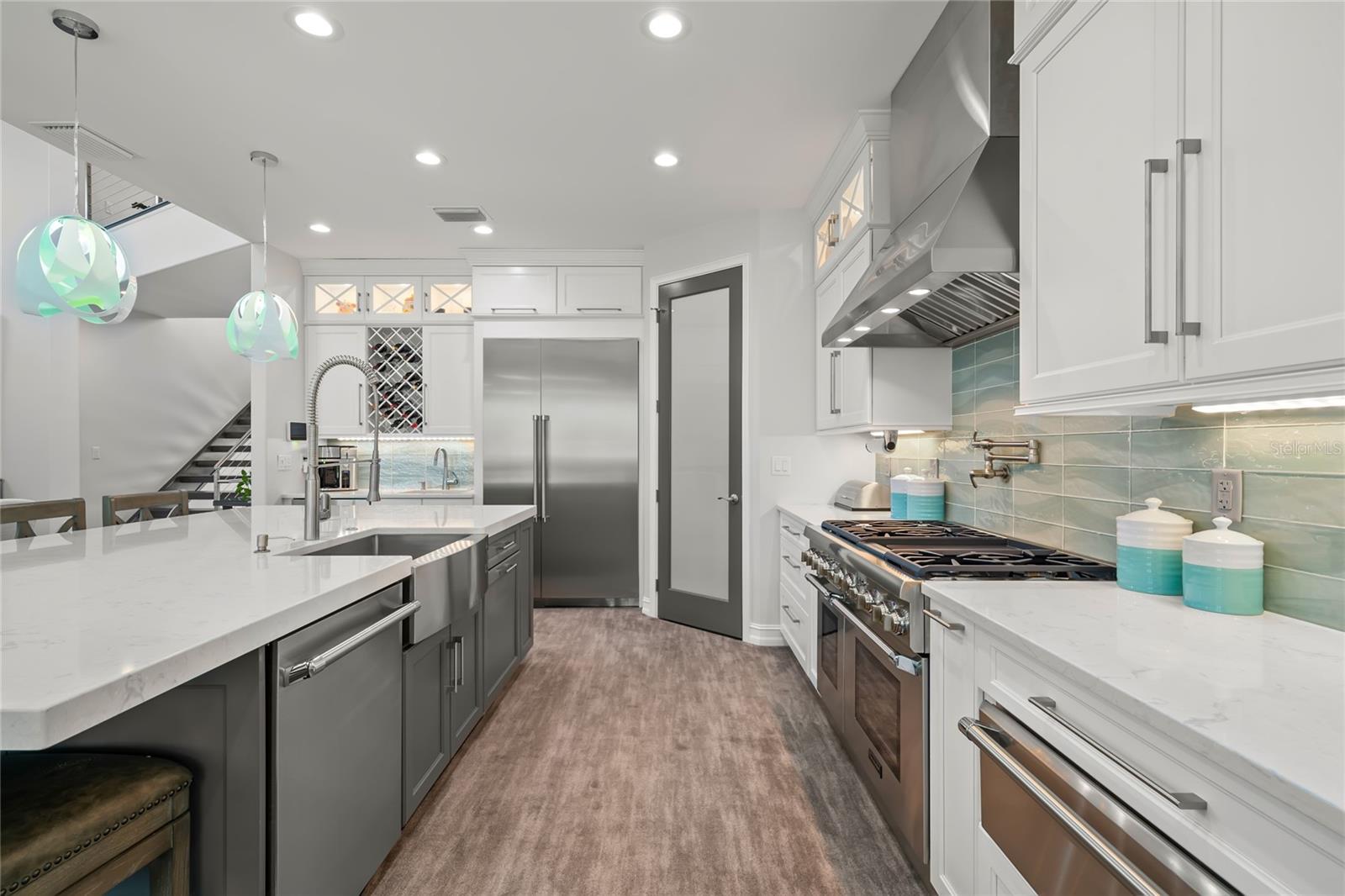 ISLAND ESTATES OF CLEARWATER - Residential