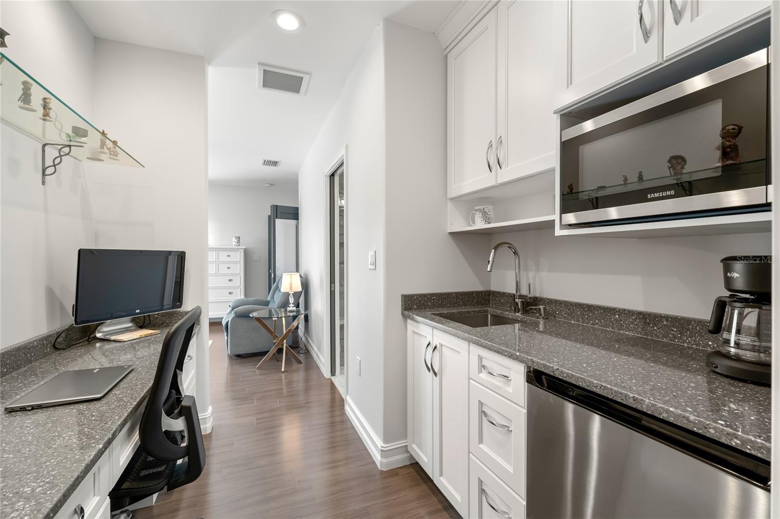 ISLAND ESTATES OF CLEARWATER - Residential