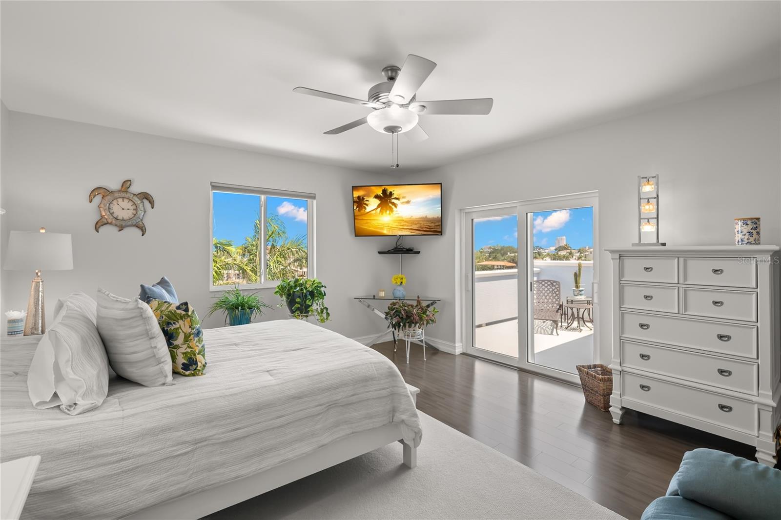 ISLAND ESTATES OF CLEARWATER - Residential