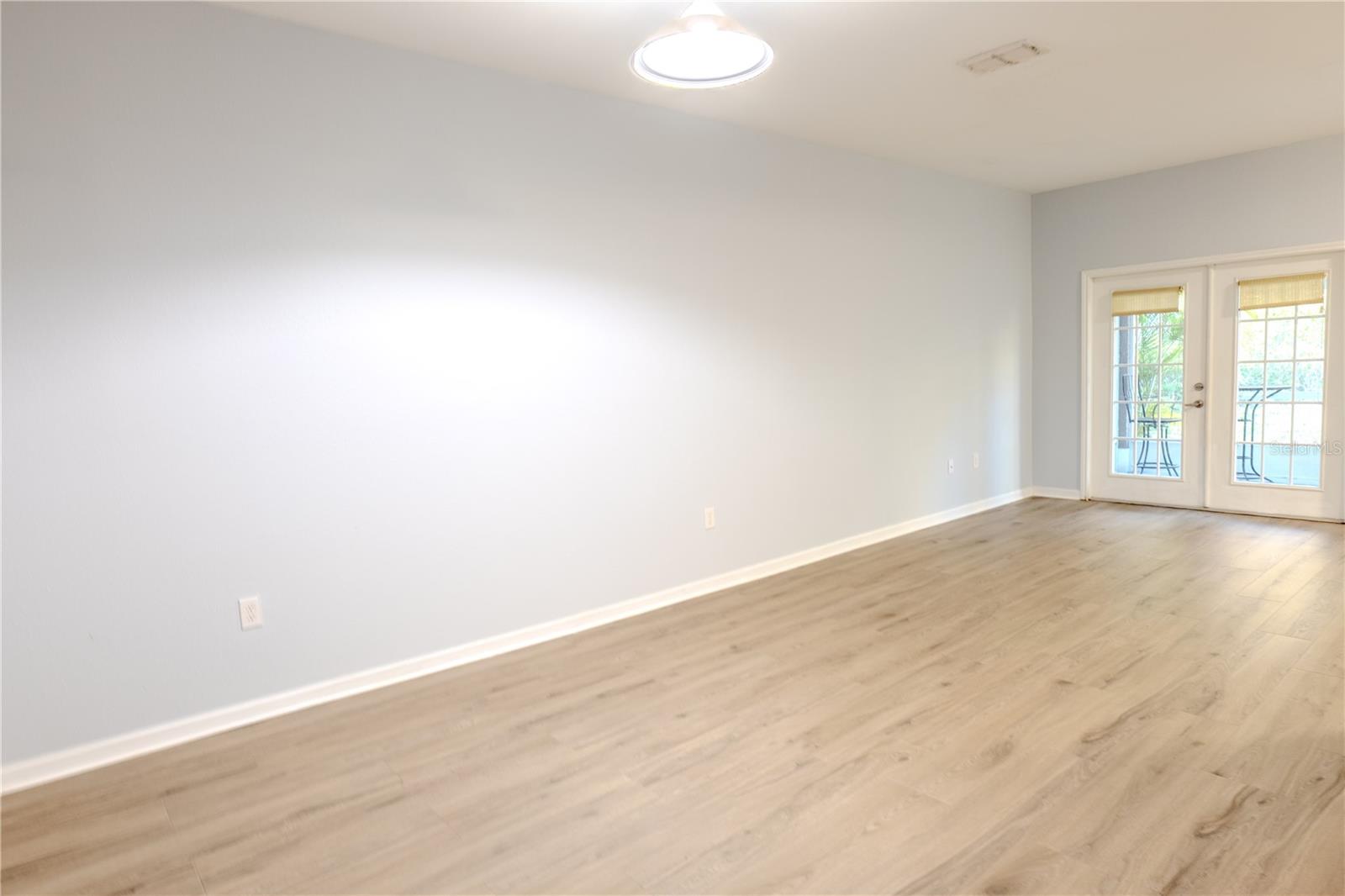 WEXFORD TWNHMS - Residential