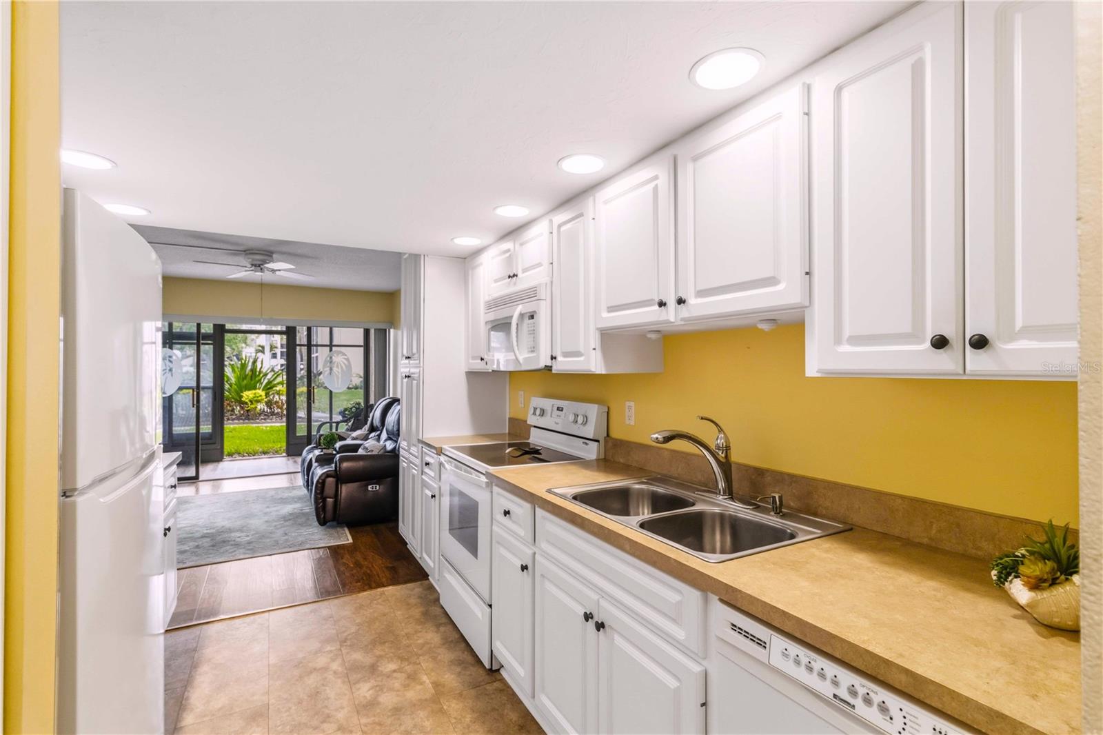 WOODPARK AT DESOTO SQUARE PH III - Residential