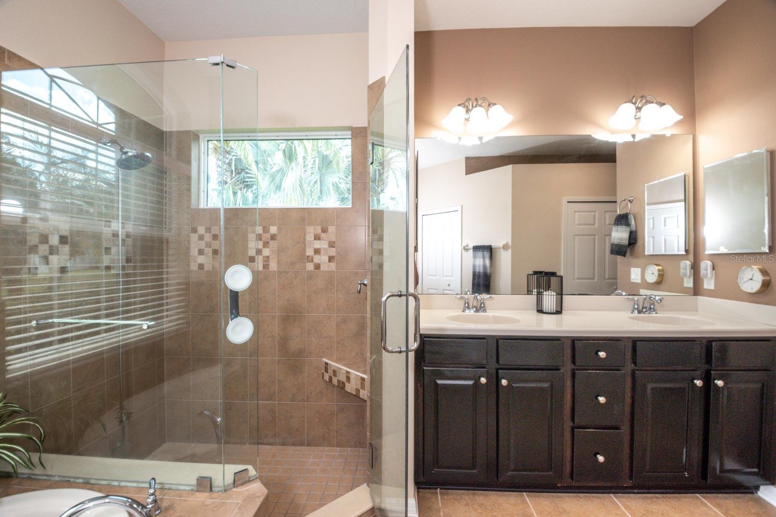 HARBOUR ISLES PH 1 - Residential