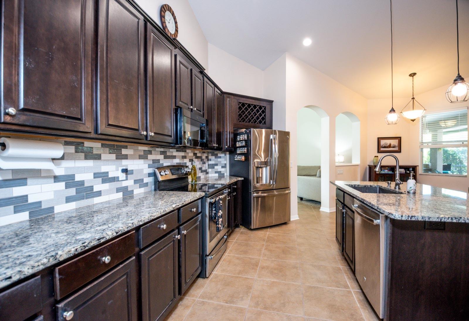 HARBOUR ISLES PH 1 - Residential