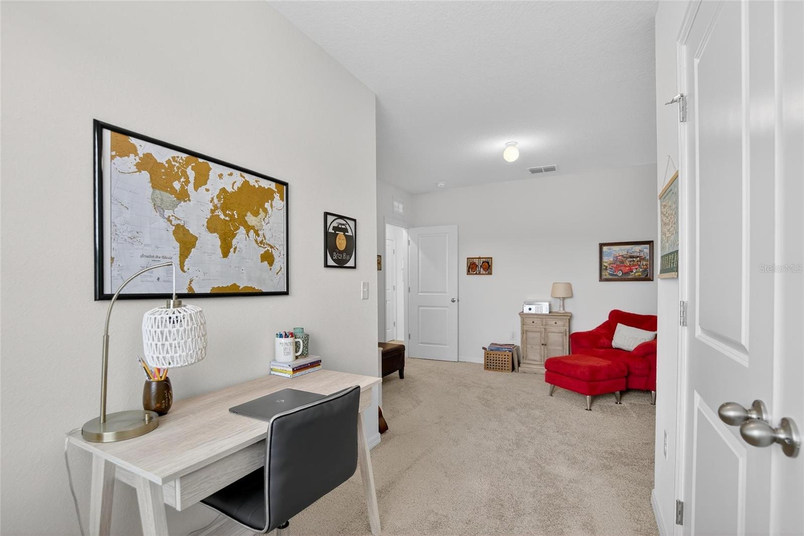 DISTRICT/BLOOMINGDALE - Residential