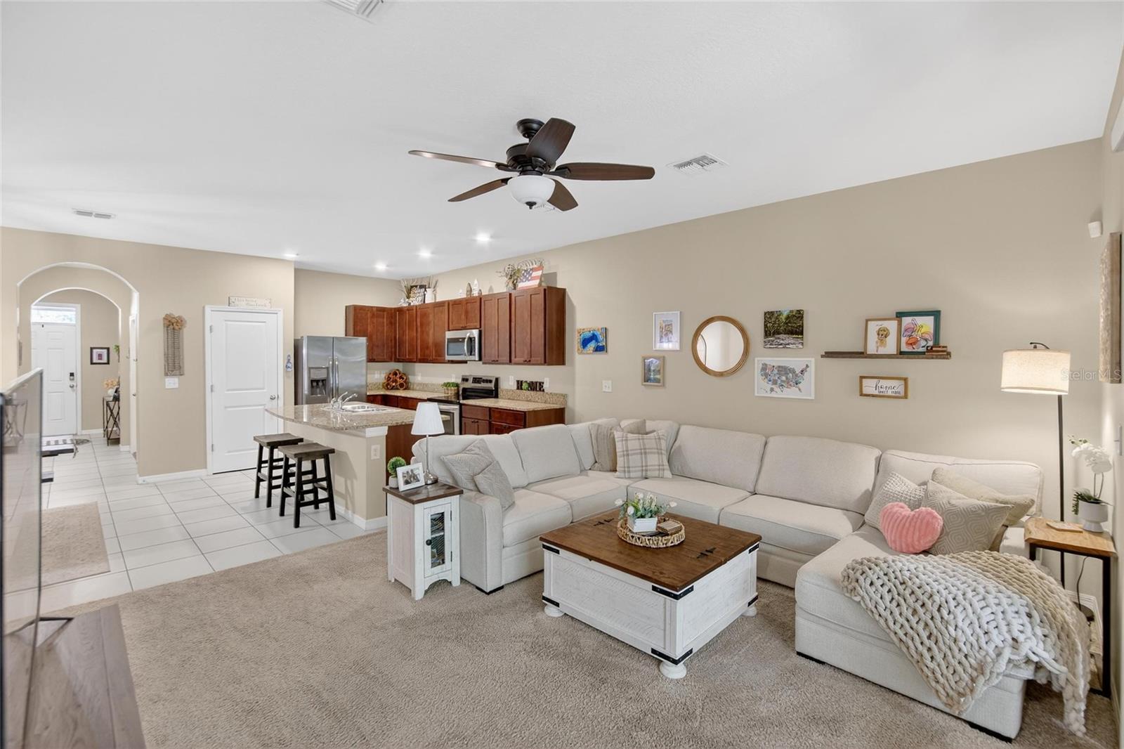 DISTRICT/BLOOMINGDALE - Residential