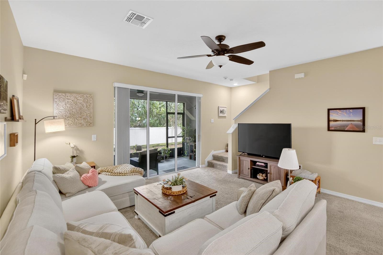 DISTRICT/BLOOMINGDALE - Residential