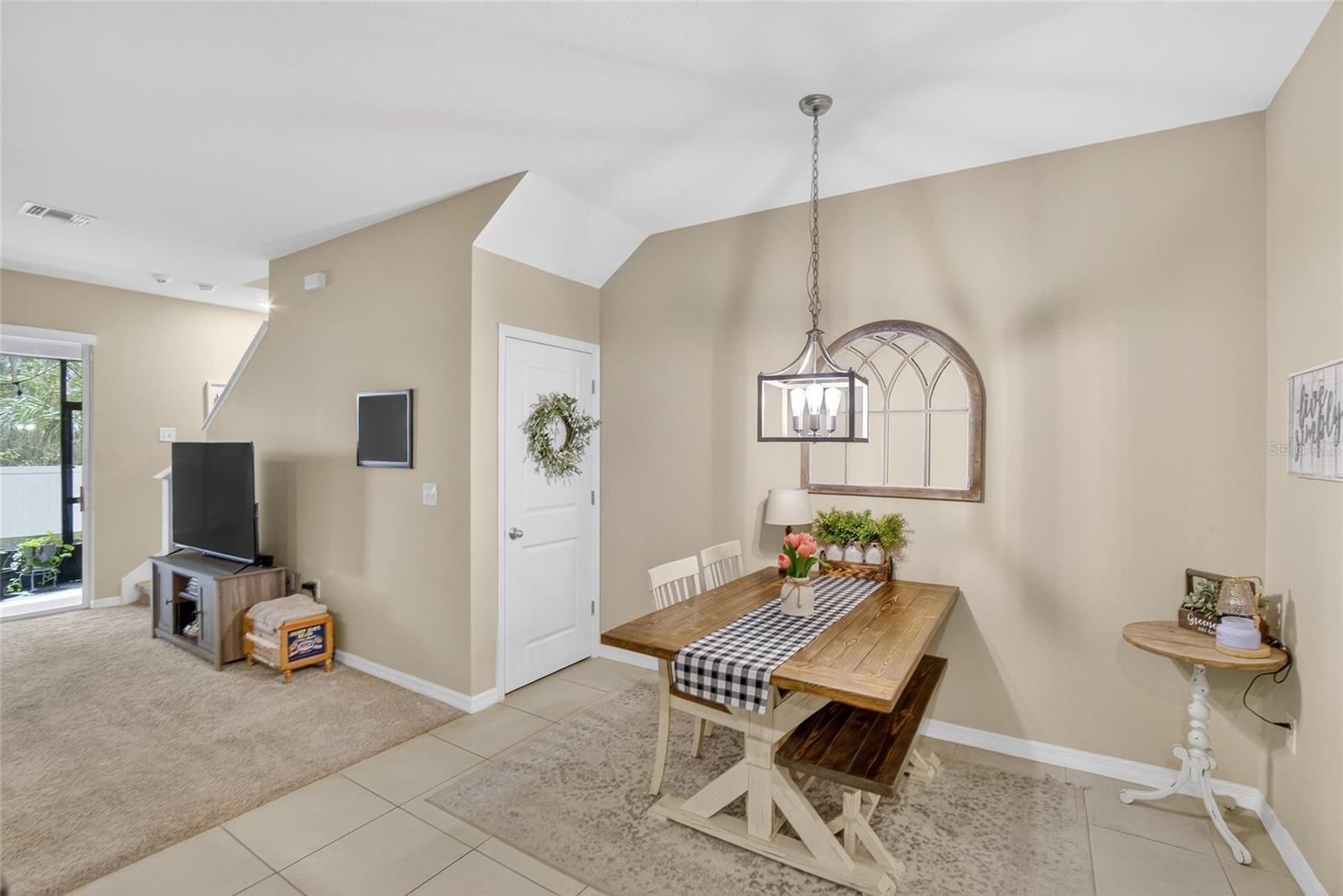 DISTRICT/BLOOMINGDALE - Residential