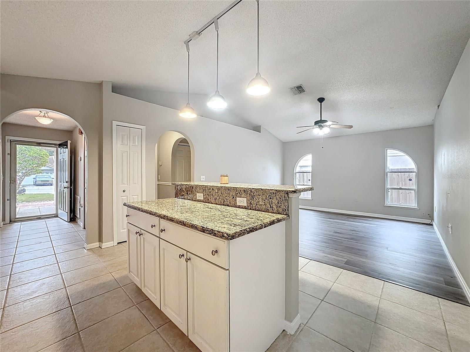 VERONICA PLACE PH 01 - Residential