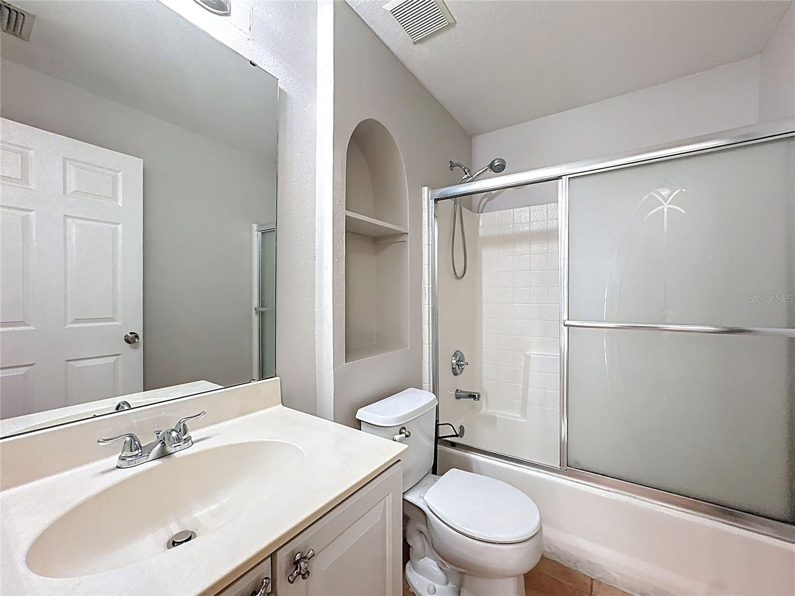 VERONICA PLACE PH 01 - Residential