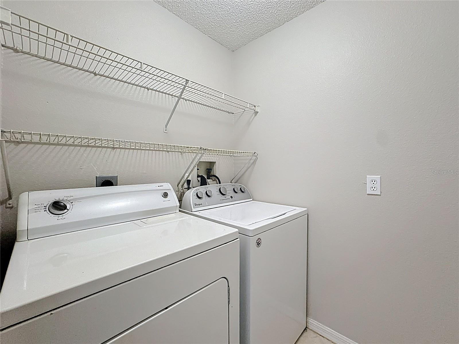 VERONICA PLACE PH 01 - Residential