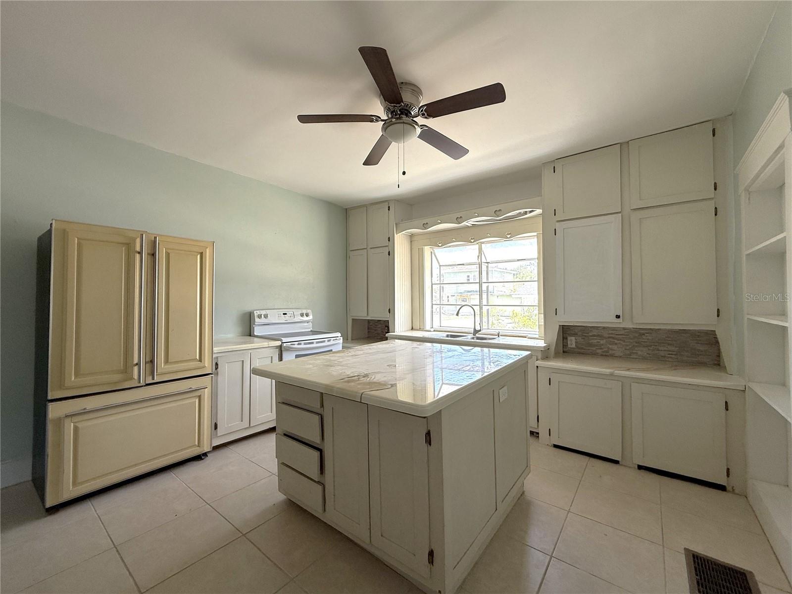 GIBSON & SMITHS ADD - Residential