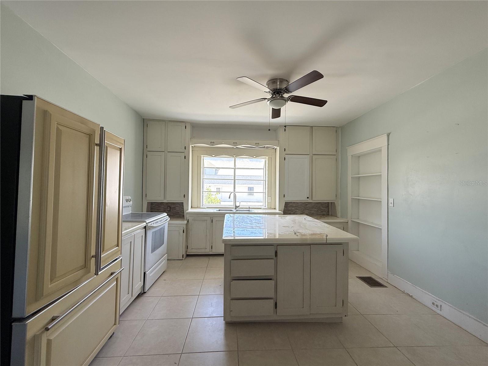 GIBSON & SMITHS ADD - Residential