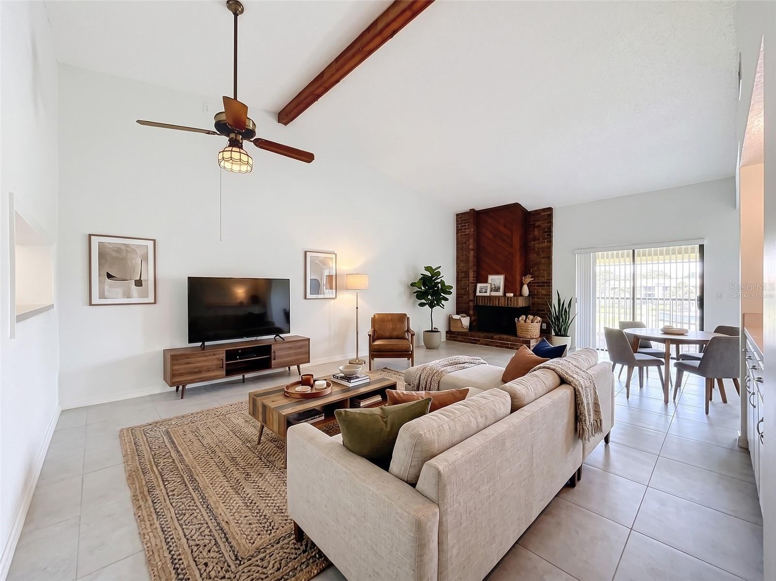 15 ESCONDIDO COURT 148