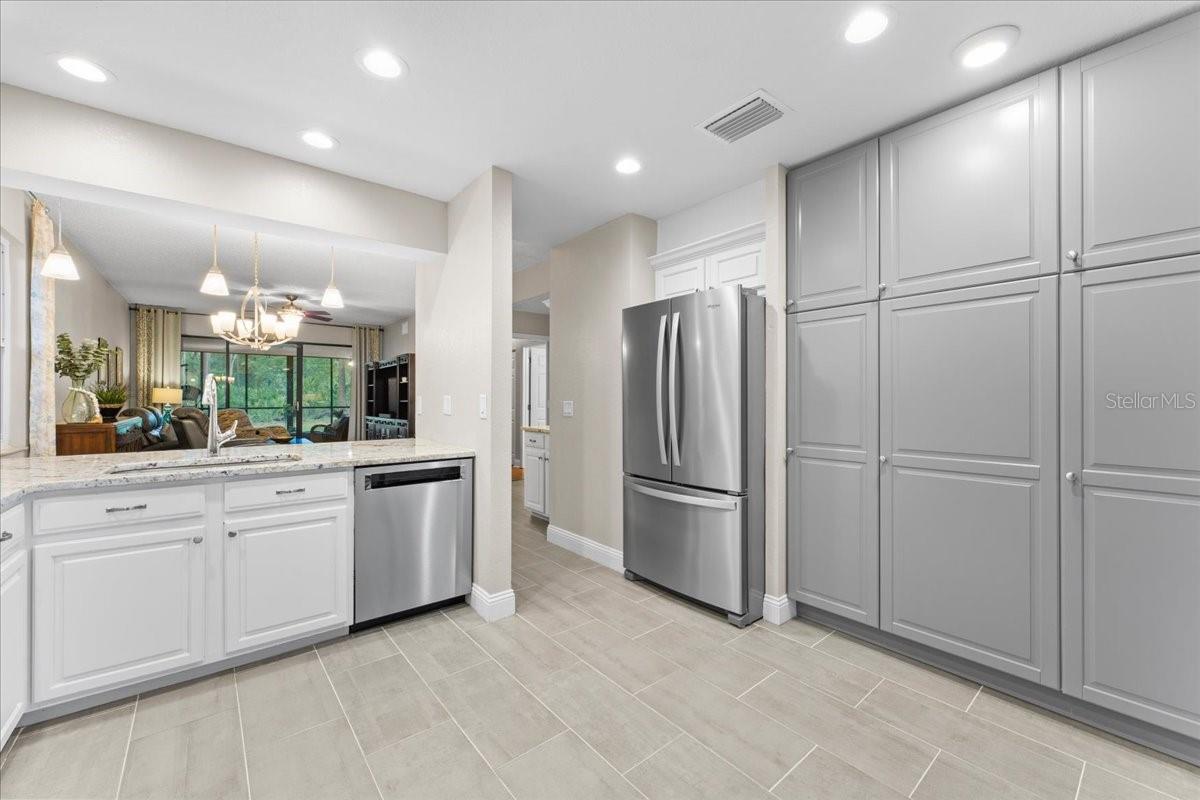 ST ANDREWS CONDO - Residential