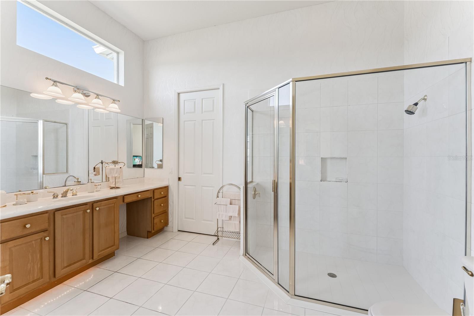 WYNTREE /HEATHROW - Residential