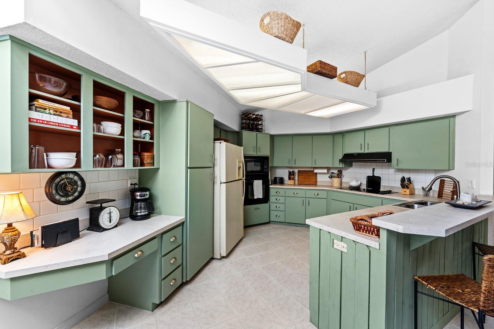 BEACON PLACE EAST UNIT ONE - Residential