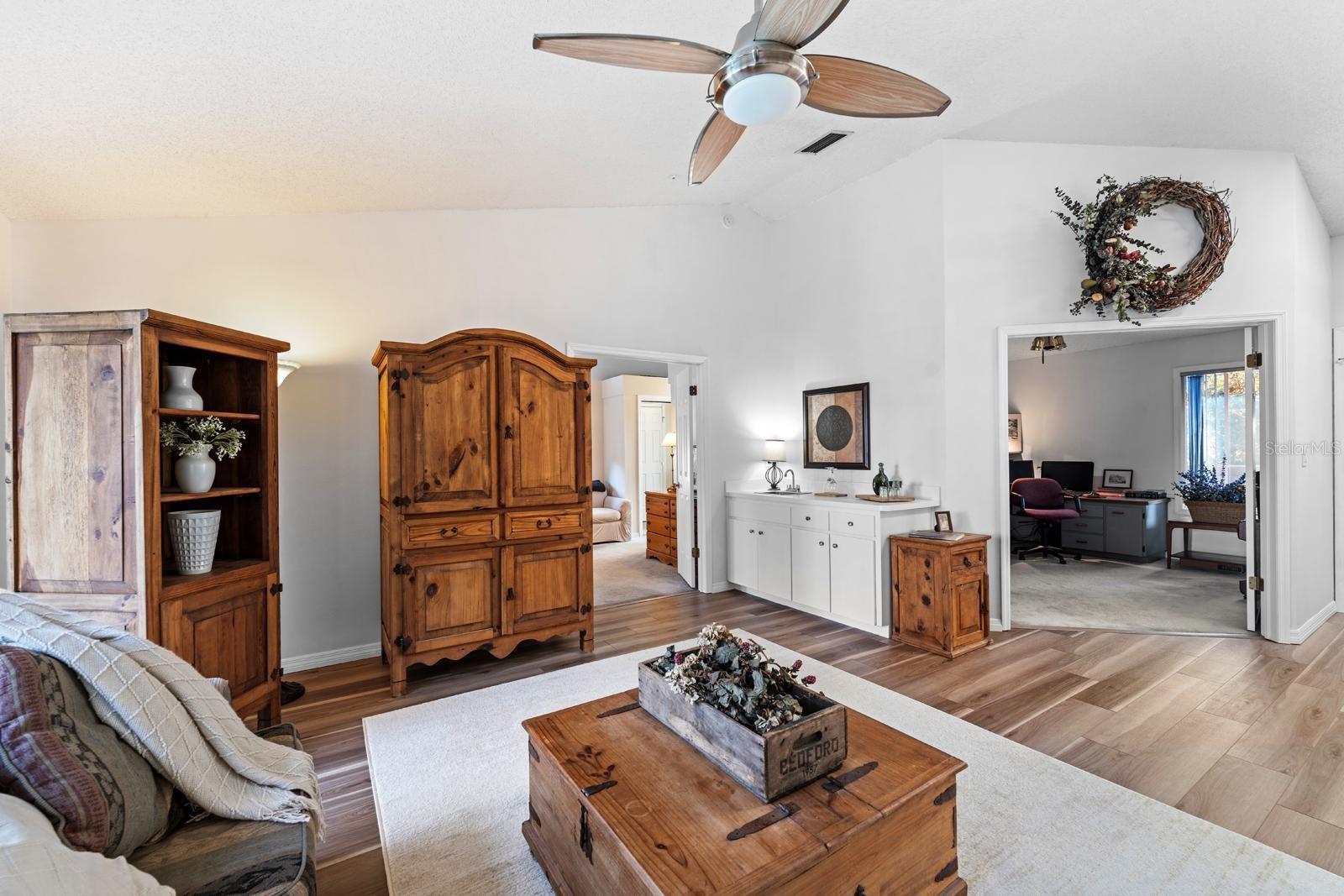 BEACON PLACE EAST UNIT ONE - Residential