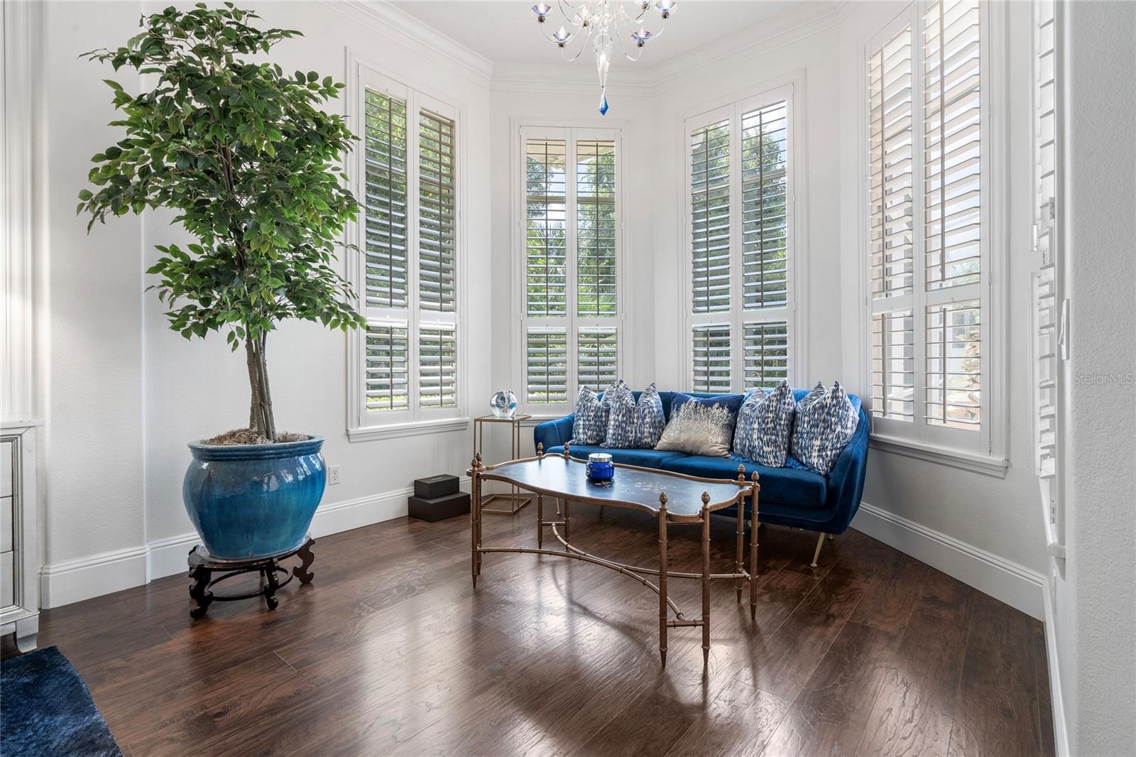 HEATHROW WOODS - Residential