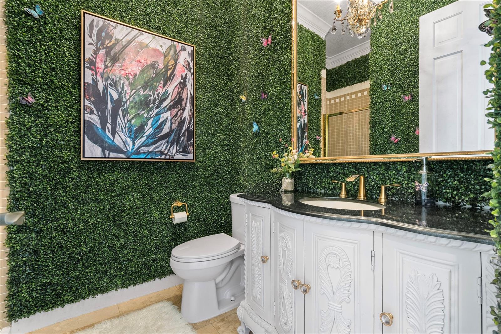 HEATHROW WOODS - Residential